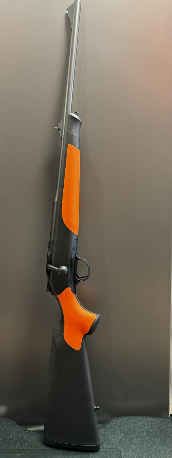 CARCASSE R8 PROFESSIONAL BLACK ORANGE