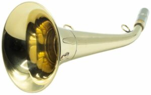 Corne d'appel en laiton décor sanglier